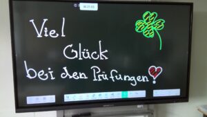 Viel Erfolg für die Prüfungen!