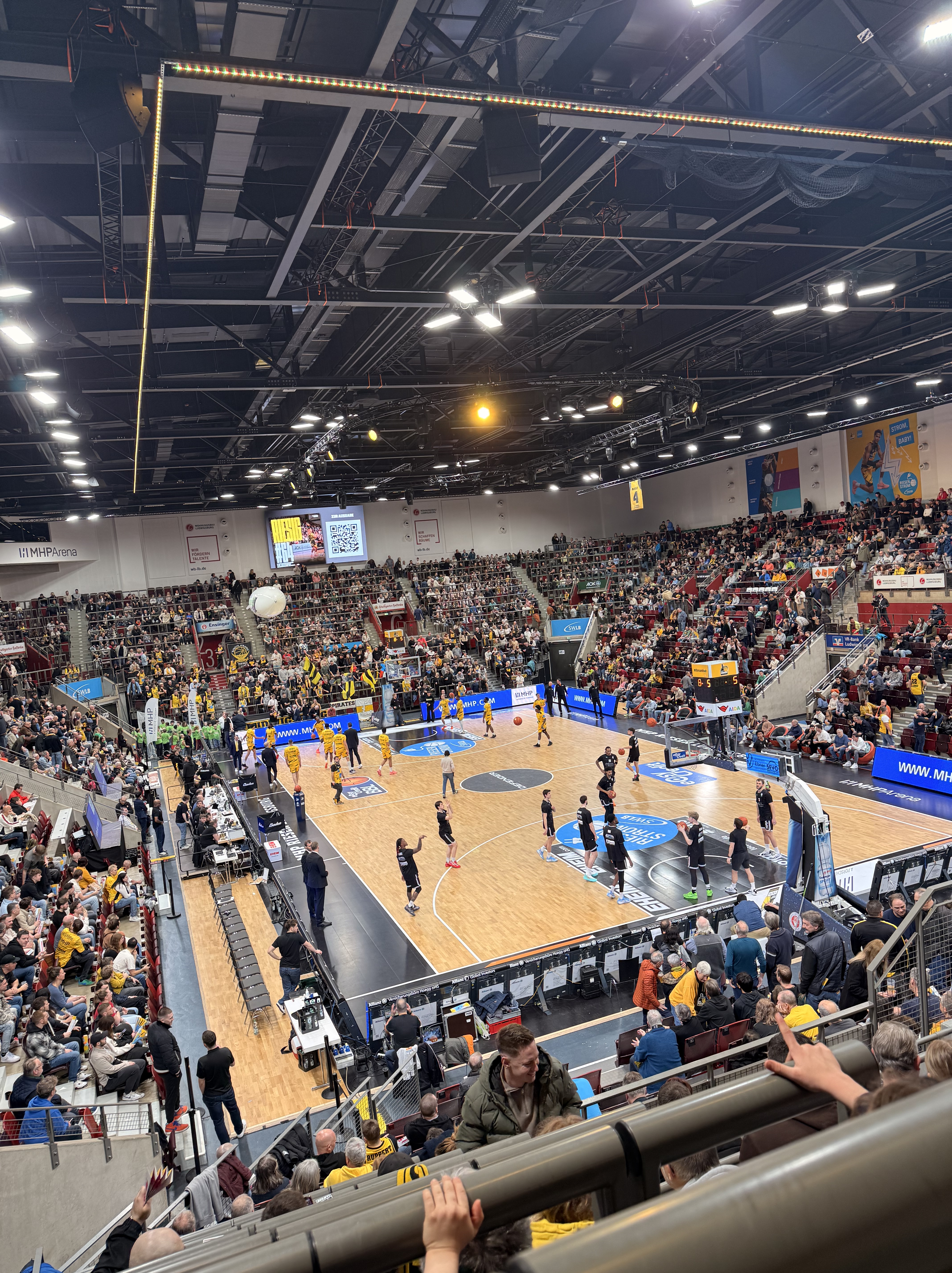 Basketballfieber in der 5a – Besuch bei den MHP Riesen Ludwigsburg